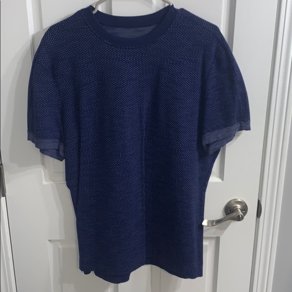Men’s Lululemon T-shirt